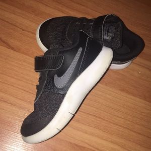 🚫SOLD🚫 Nike shoes